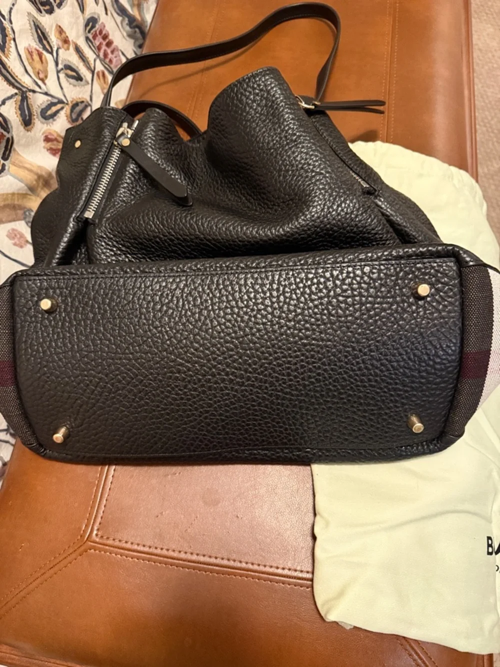 Burberry Black Pebbled Leather Shoulder Tote - Picture 6 of 13